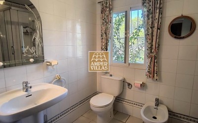 Beautiful and spacious Mediterranean villa with large terraces.